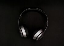 Audio Technica headphones m20x