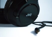 Do wired headphones cause cancer?