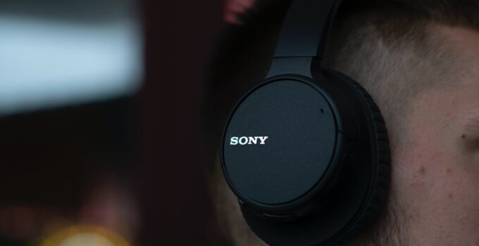 Sony wh h910n headphones