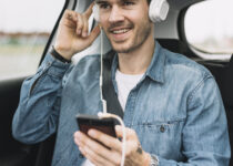 Washington State Drivers Beware: The Legality of Headphones Behind the Wheel