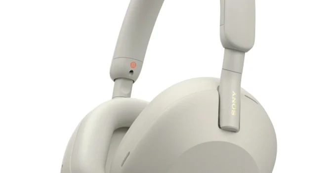 Sony's almighty noise-canceling WH-1000XM5 headphones plummet close to their lowest price ever — this could be the perfect time to grab some AirPods Max alternatives