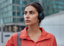 How to pair beats studio wireless headphones?